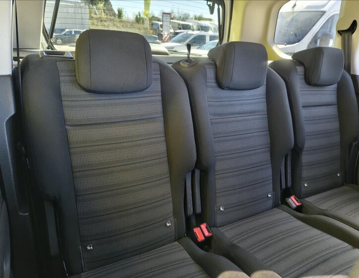 Opel Combo MPV 1,5 l 96 kw