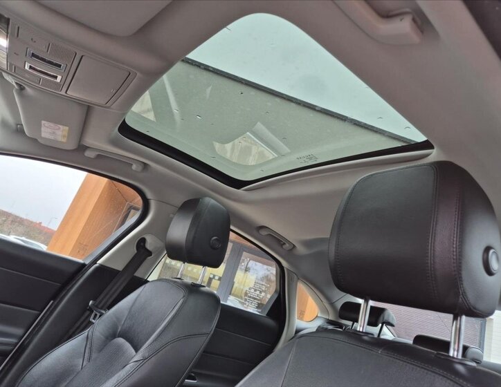 Jaguar XF Sedan 3,0 l 221 kw