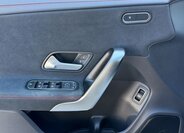 Mercedes-Benz CLA Sedan / Limuzína 2,0 l 110 kw