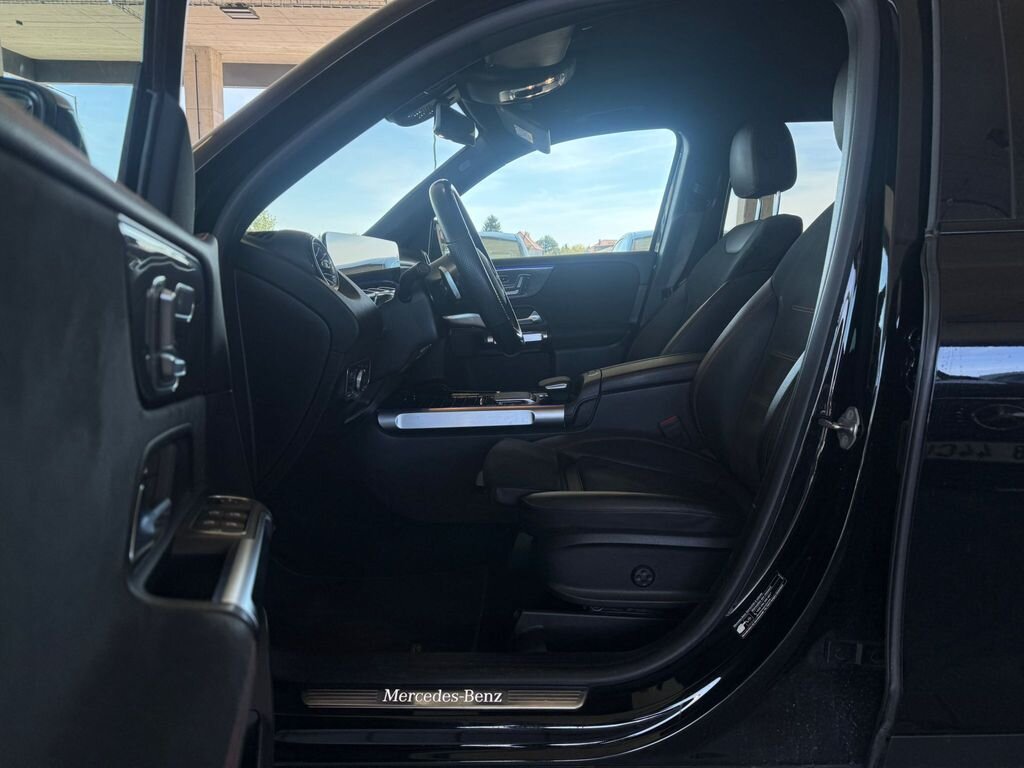 Mercedes-Benz GLB SUV / Terénní 2,0 l 110 kw