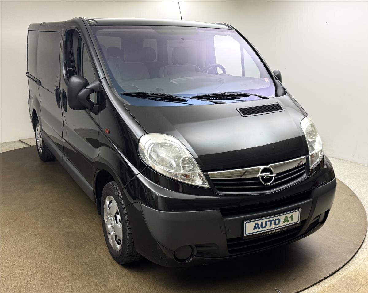 Opel Vivaro Kombi 2,0 l 84 kw