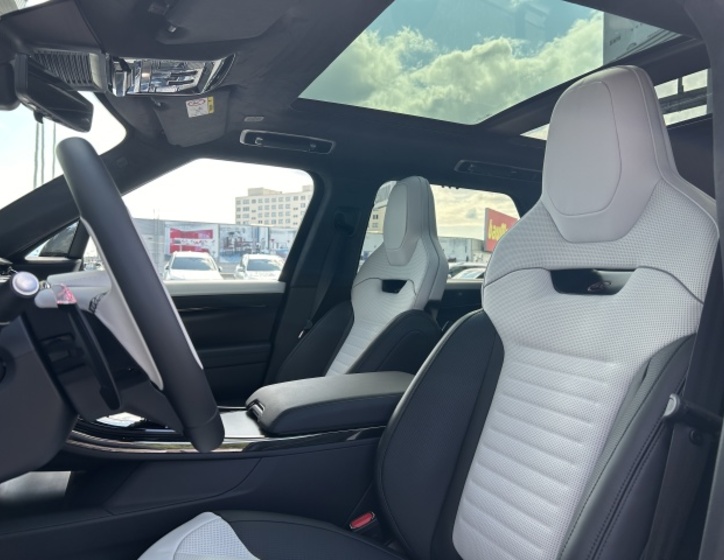 Land Rover Range Rover Sport 12