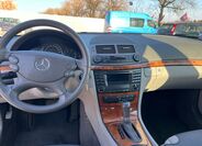 Mercedes-Benz Třídy E 18