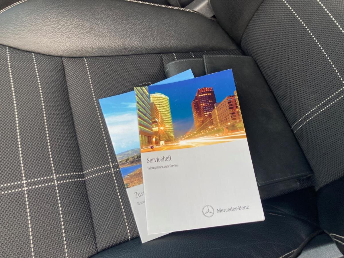 Mercedes-Benz CLA Sedan 1,6 l 115 kw