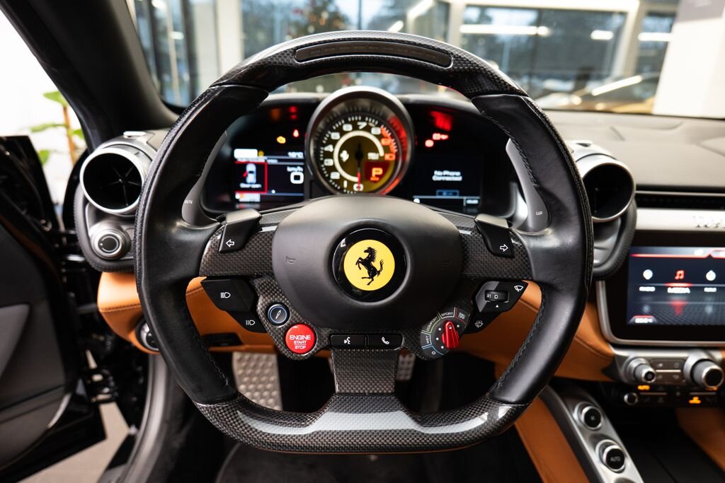 Ferrari GTC4 Lusso Kupé 6,3 l 507 kw