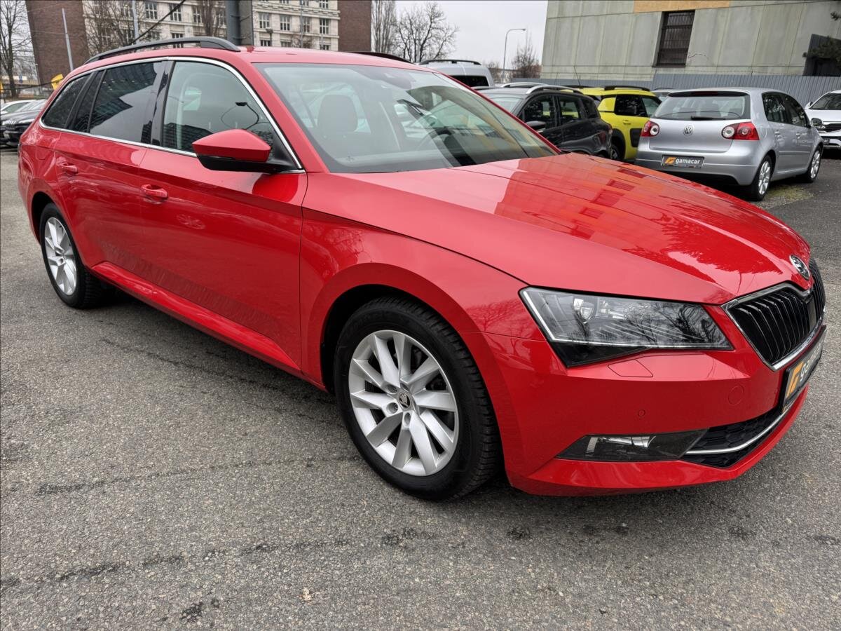 Škoda Superb Kombi 2,0 l 110 kw