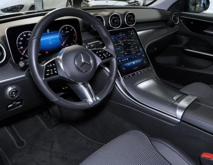 Mercedes-Benz Třídy C Kombi 2,0 l 120 kw