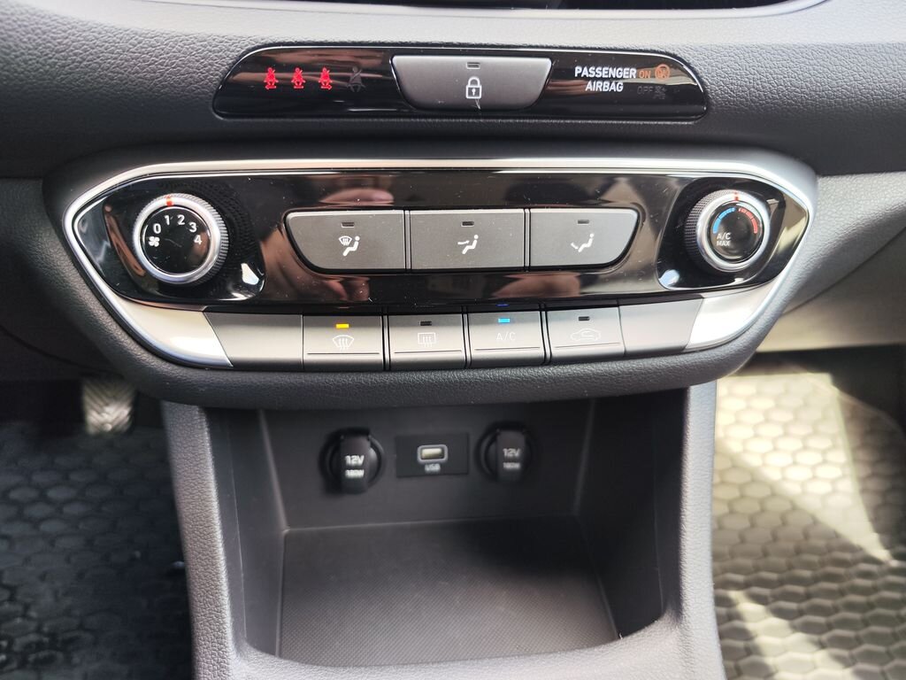 Hyundai i30 Kombi 998,0 88 kw