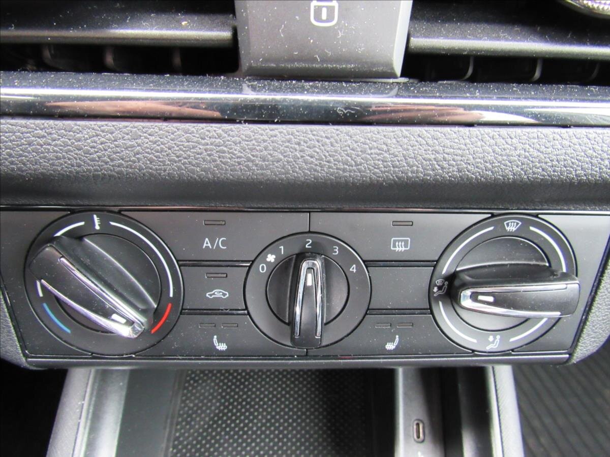 Škoda Scala Hatchback 1,6 l 85 kw