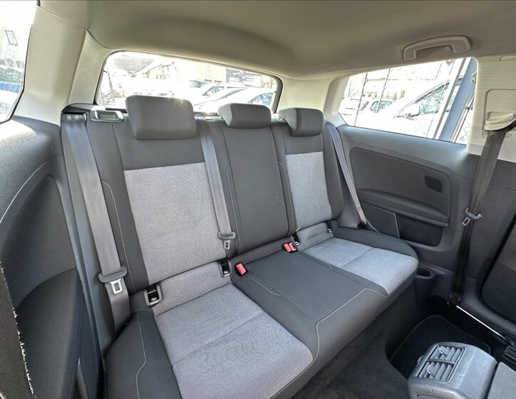 Volkswagen Golf Hatchback 1,2 l 63 kw