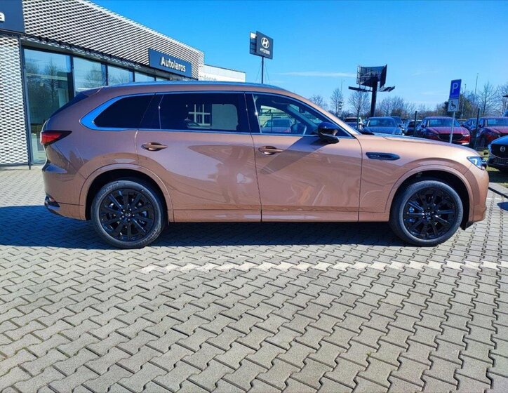 Mazda CX-80 SUV / Terénní 3,3 l 187 kw