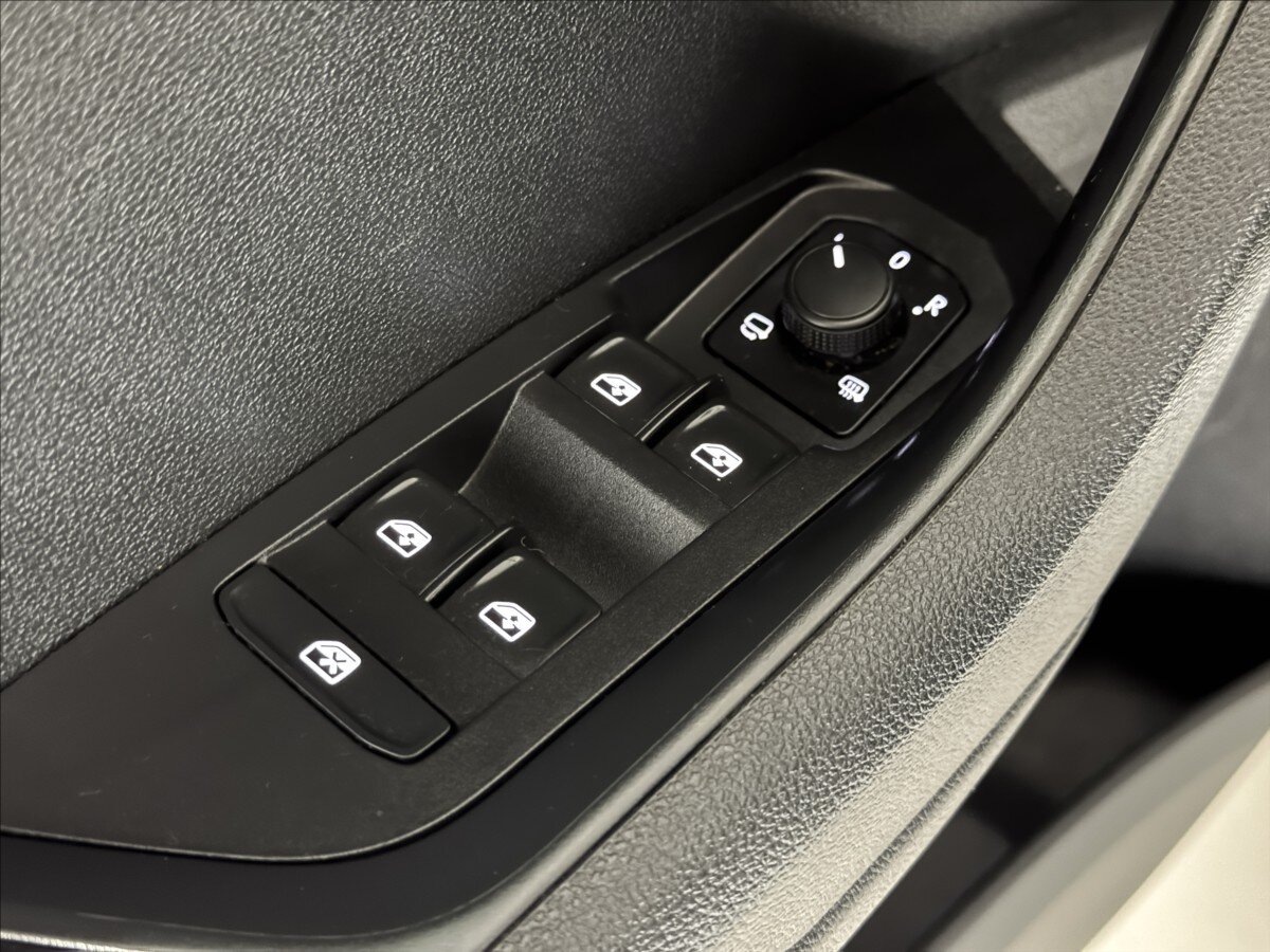 Škoda Karoq SUV / Terénní 2,0 l 110 kw