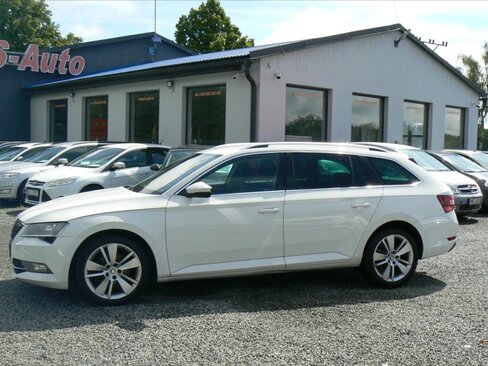 Škoda Superb Kombi 2,0 l 110 kw