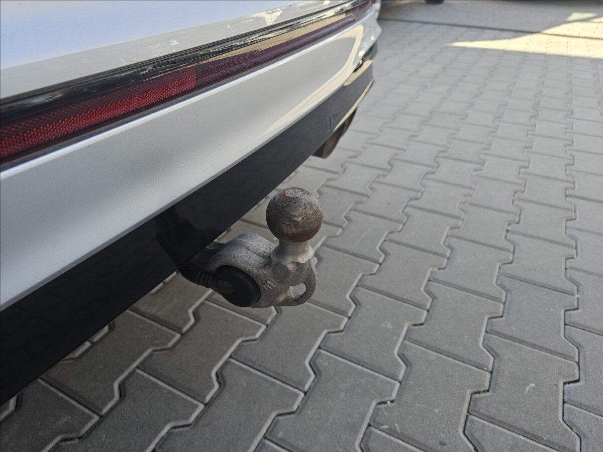 Volkswagen Tiguan Kombi 2,0 l 235 kw