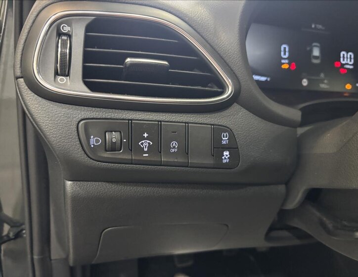 Hyundai i30 Hatchback 1,5 l 70 kw