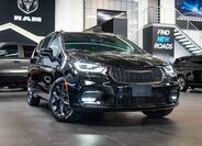 Chrysler Pacifica 46