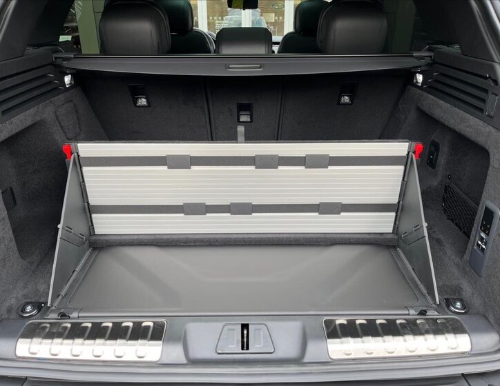 Land Rover Range Rover Sport SUV / Terénní 3,0 l 338 kw