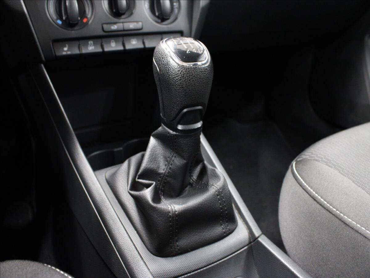 Škoda Rapid Sedan / Limuzína 1,2 l 77 kw