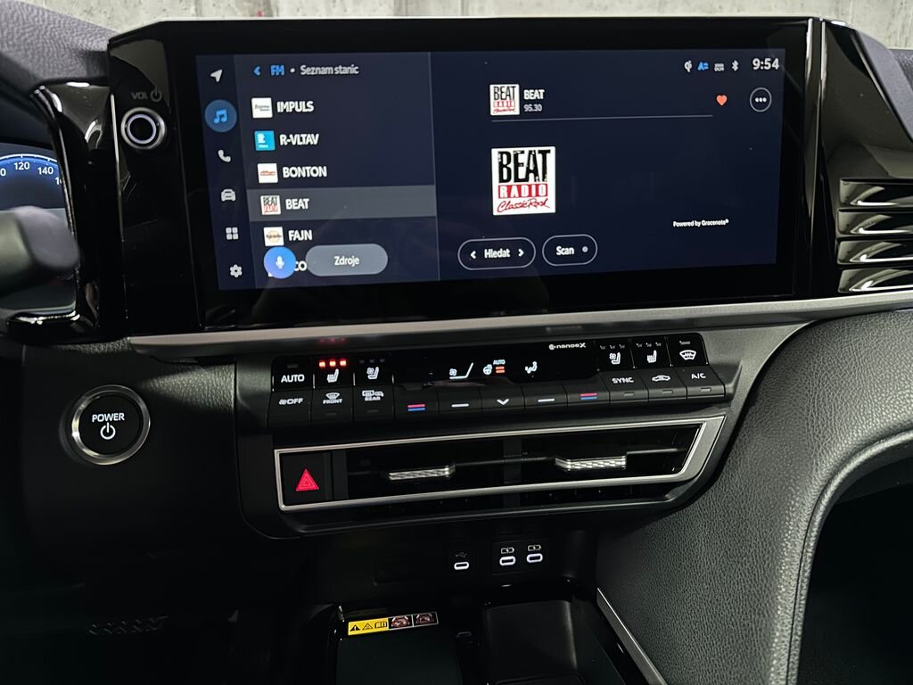 Toyota Camry Sedan / Limuzína 2,5 l 160 kw