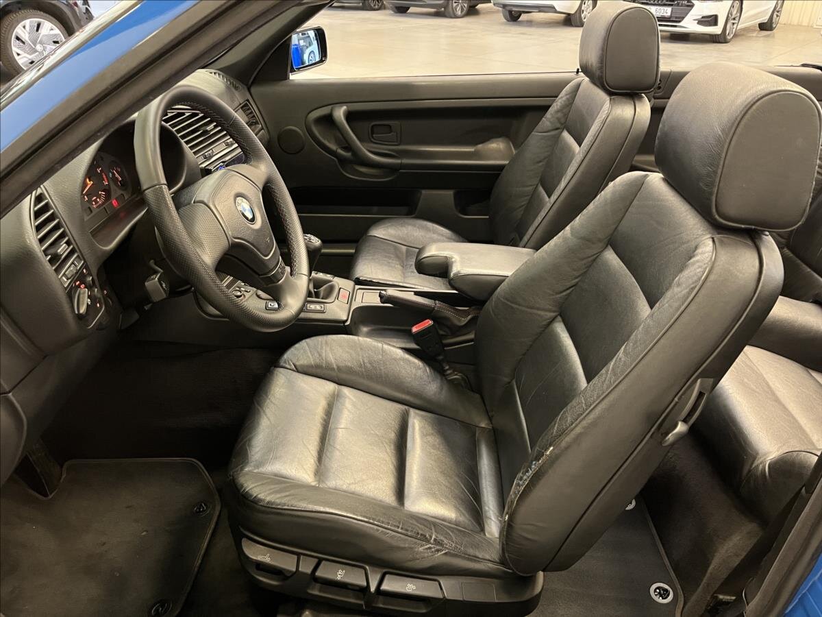 BMW Řada 3 Kabriolet 2,0 l 110 kw