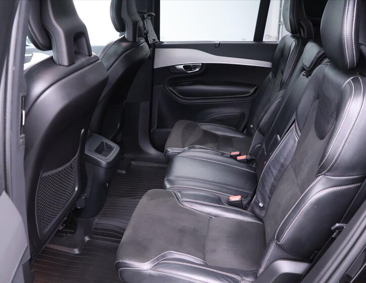 Volvo XC90 SUV 2,0 l 173 kw