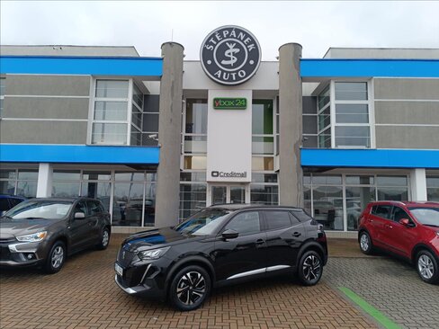 Peugeot 2008 SUV 1,2 l 96 kw