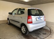 KIA Picanto 5