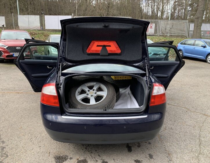 Audi A4 Sedan / Limuzína 1,9 l 74 kw