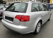 Audi A4 Kombi 2,0 l 103 kw