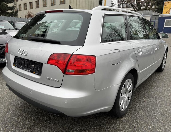 Audi A4 Kombi 2,0 l 103 kw