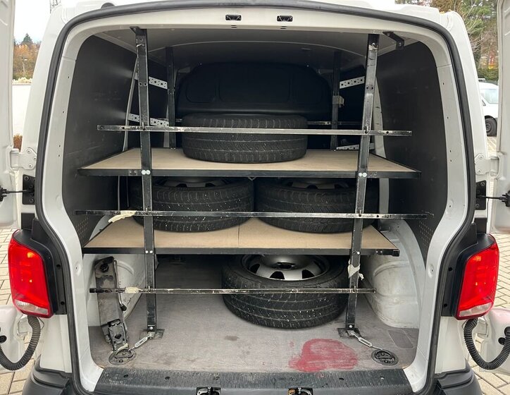 Volkswagen Transporter 26