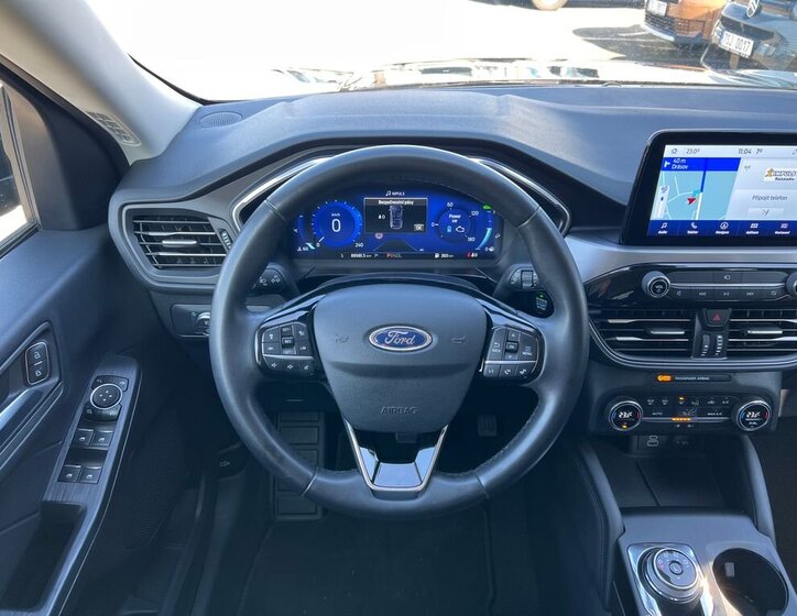 Ford Kuga SUV / Terénní 2,5 l 112 kw