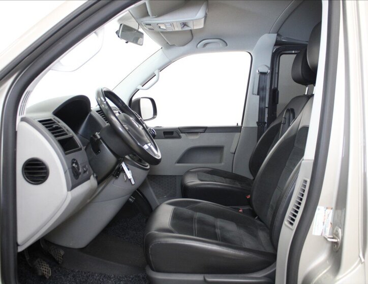 Volkswagen Transporter MPV 2,0 l 103 kw