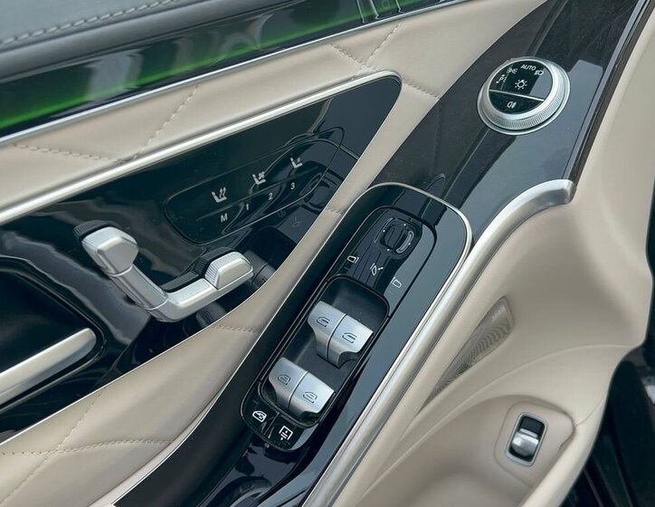 Mercedes-Benz Třídy S 24