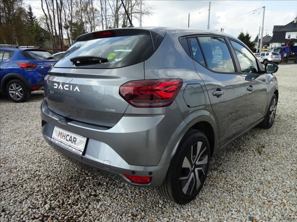 Dacia Sandero Hatchback 999,0 67 kw