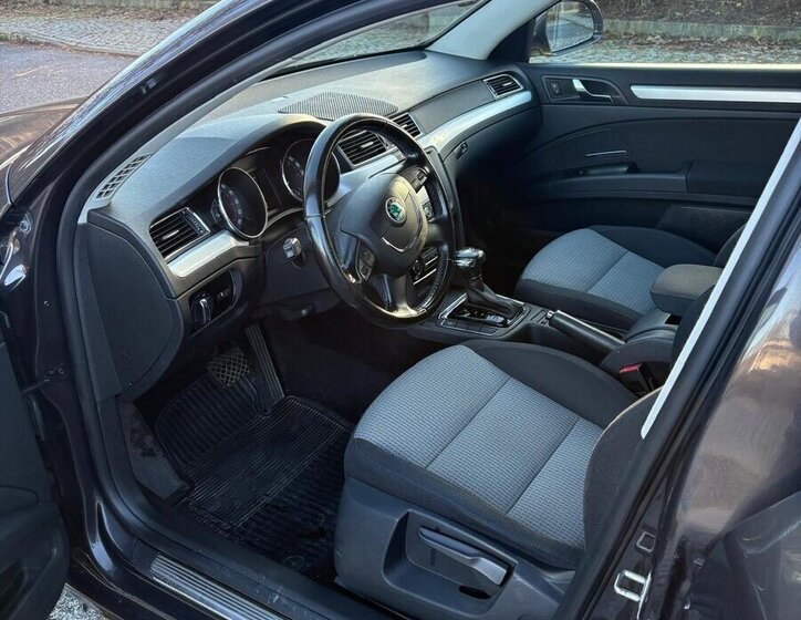 Škoda Superb Kombi 0,0 125 kw