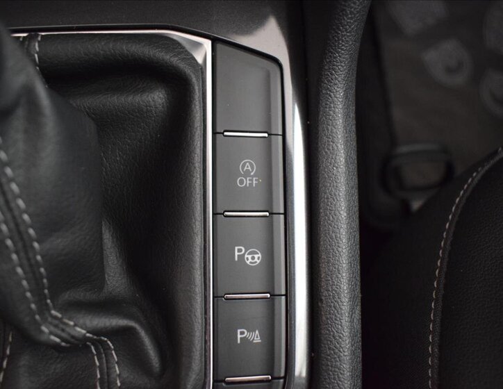 Volkswagen Tiguan SUV / Terénní 2,0 l 110 kw