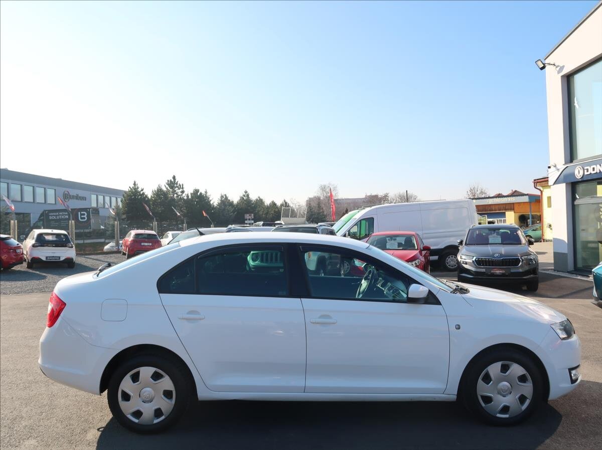 Škoda Rapid Sedan / Limuzína 1,2 l 63 kw