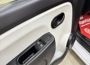 Renault Twingo Hatchback 999,0 52 kw