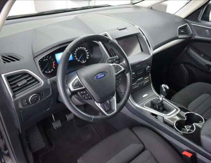 Ford S-MAX MPV 2,0 l 110 kw