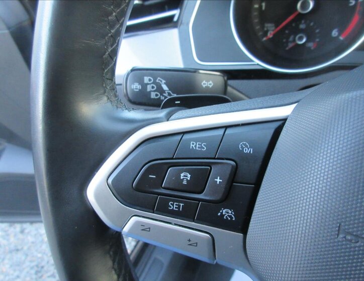 Volkswagen Passat Kombi 2,0 l 110 kw