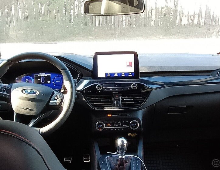 Ford Kuga SUV / Terénní 1,5 l 110 kw