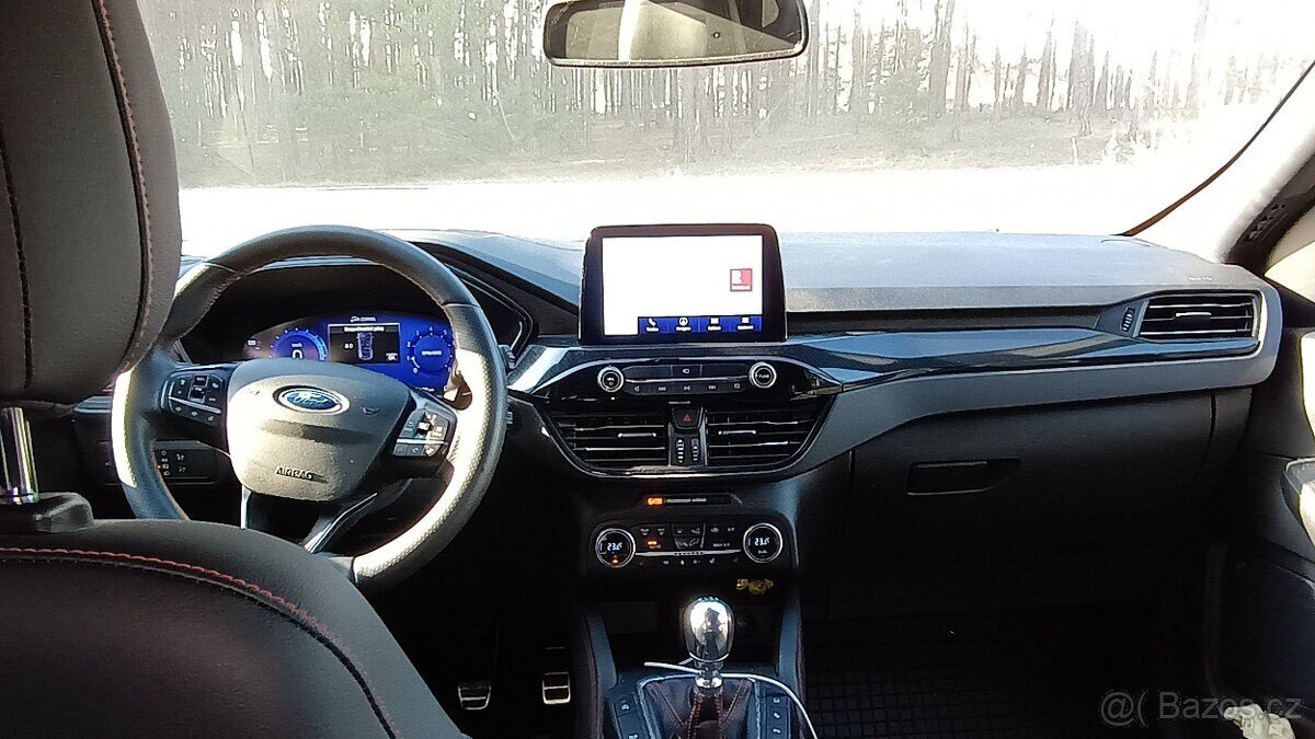 Ford Kuga SUV / Terénní 1,5 l 110 kw