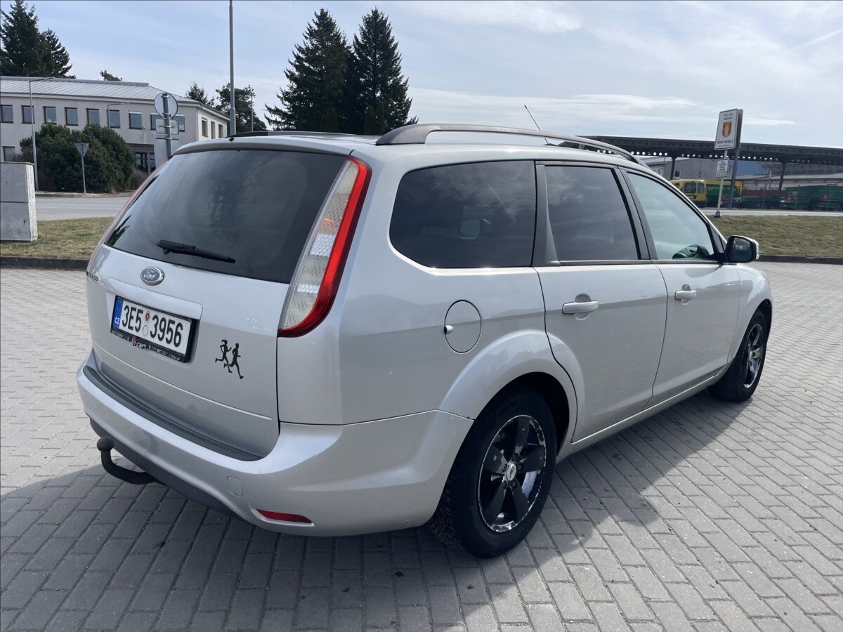 Ford Focus Kombi 1,6 l 74 kw