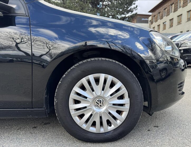 Volkswagen Golf Hatchback 1,6 l 77 kw