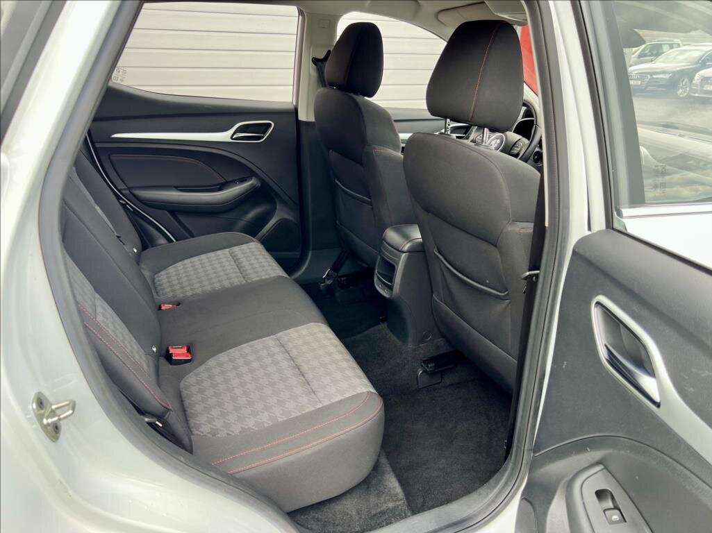 MG ZS Hatchback 1,5 l 78 kw