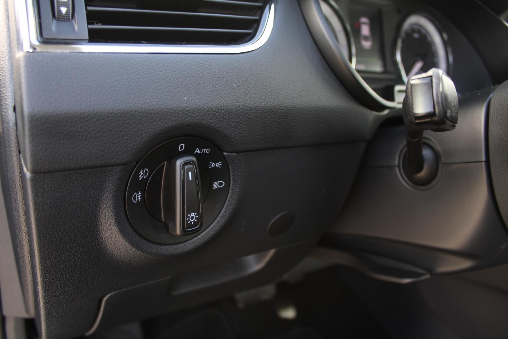 Škoda Octavia Liftback 1,6 l 85 kw