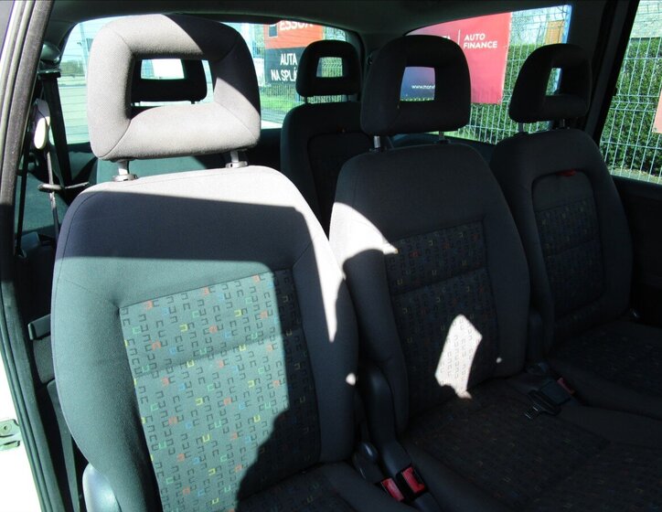 Volkswagen Sharan Kombi 1,9 l 85 kw