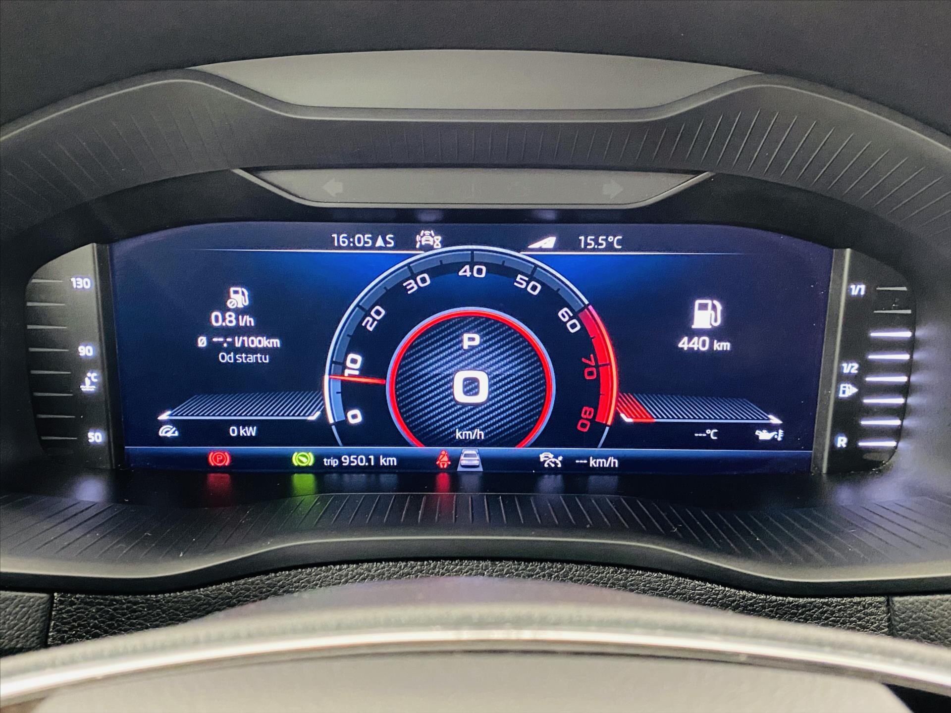 Škoda Karoq SUV / Terénní 1,5 l 110 kw