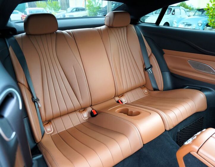 Mercedes-Benz Třídy E 28